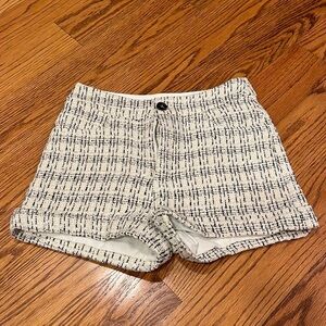 Robertson + Rodeo Woman’s Cream and Black Shorts Size XS